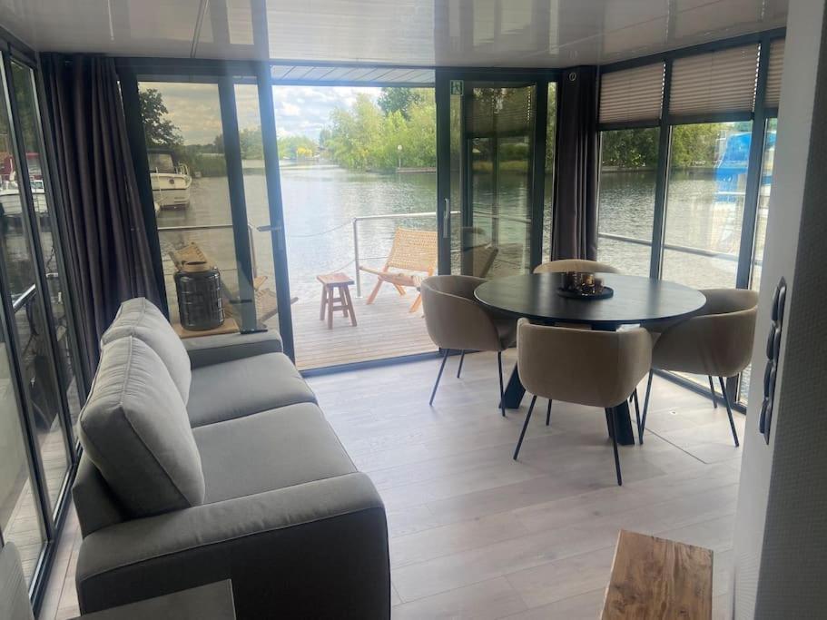 מלון Nederhorst den Berg La Mare Houseboat מראה חיצוני תמונה